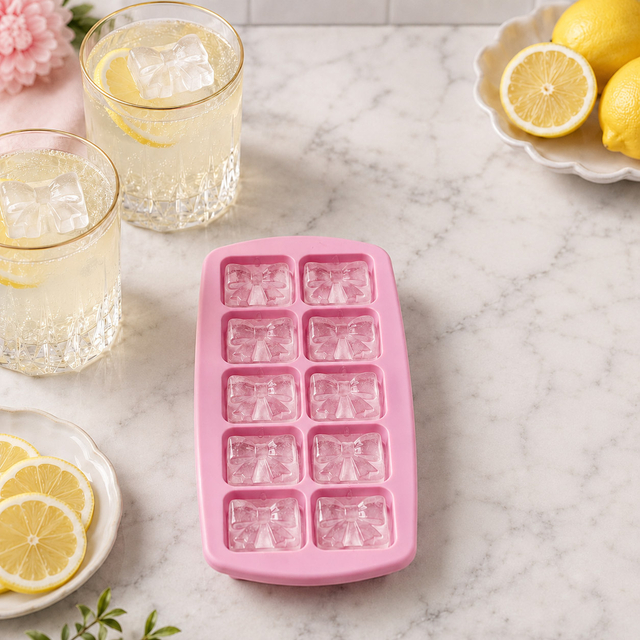 Bow Knot Pattern Ice Cube Tray With Cover